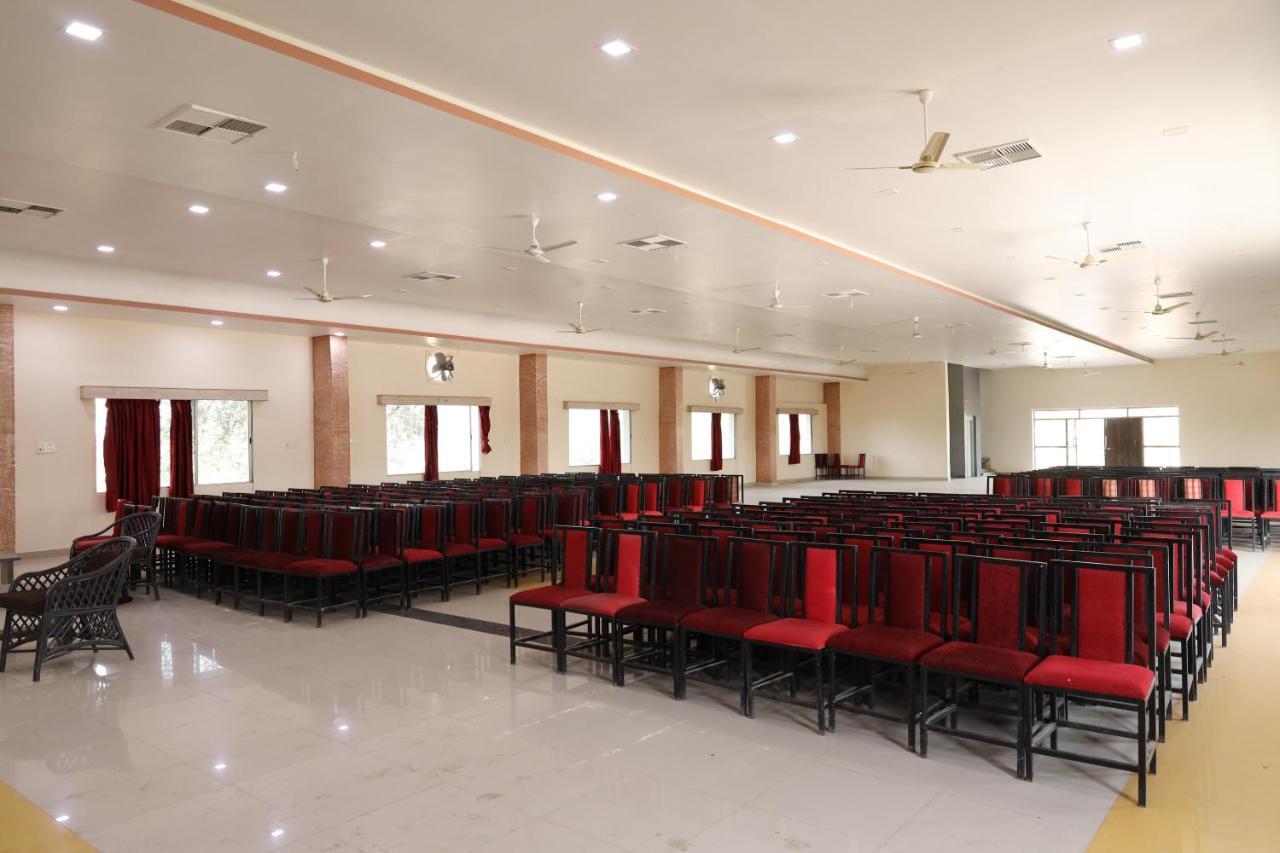 Hotel Sunrise N Resorts Nagpur Luaran gambar