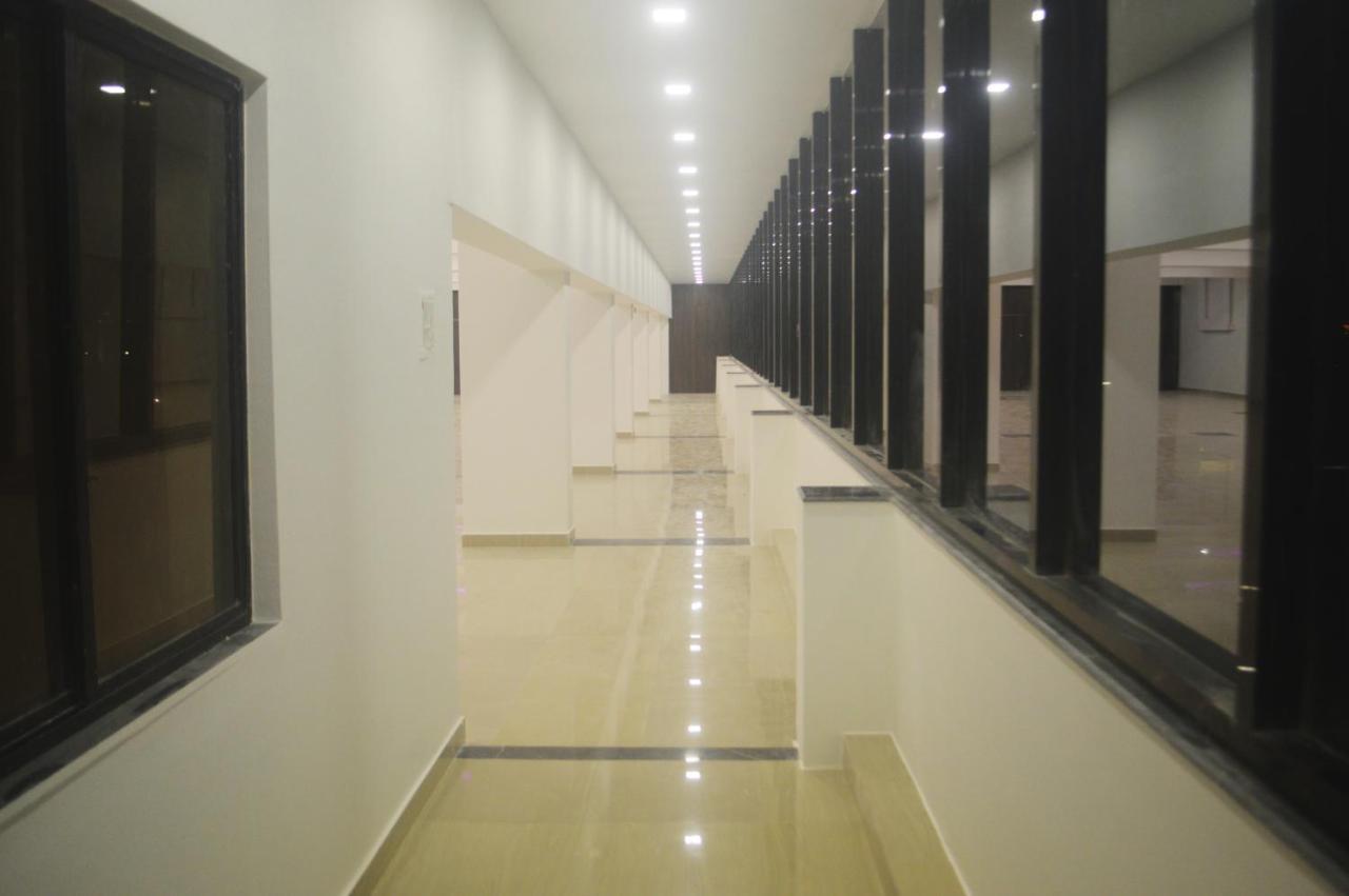 Hotel Sunrise N Resorts Nagpur Luaran gambar