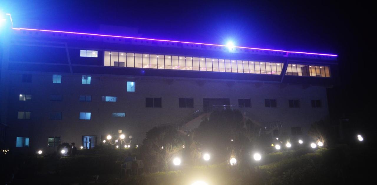 Hotel Sunrise N Resorts Nagpur Luaran gambar